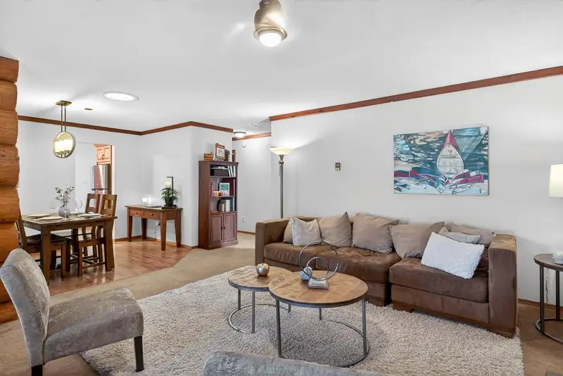 27210 26B AVENUE - photo 4 of 34