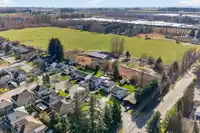27210 26B AVENUE - thumbnail 33