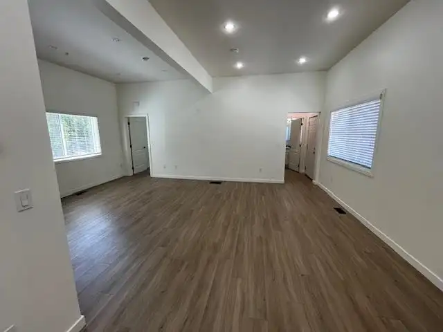 25491 DEWDNEY TRUNK ROAD - photo 4 of 39