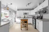 20283 LORNE AVENUE - thumbnail 21