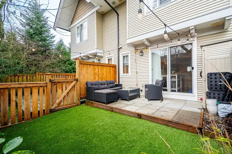 18 20540 66 AVENUE - photo 4 of 35