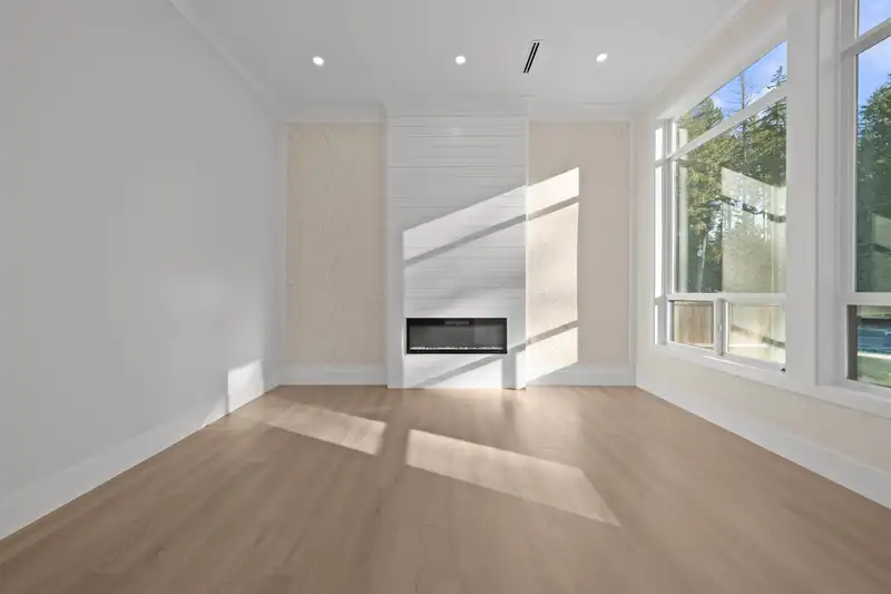 20251 27 AVENUE - photo 3 of 36