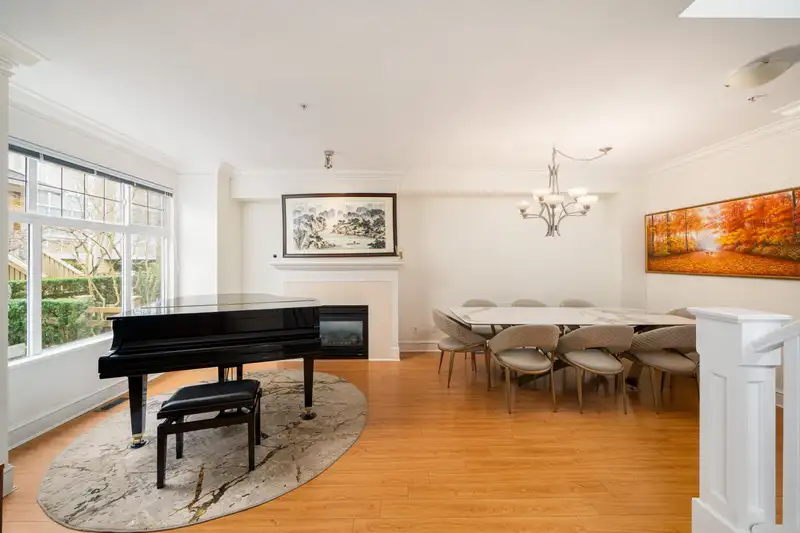 968 WESTBURY WALK - photo 4 of 21