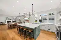 15682 THRIFT AVENUE - thumbnail 11