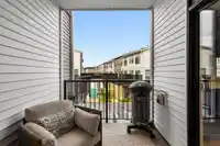 27 2891 MONTROSE AVENUE - thumbnail 17