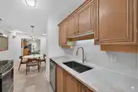 202 5639 HAMPTON PLACE - thumbnail 13