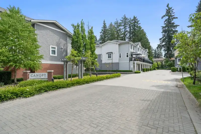 11 9718 161A STREET - photo 1 of 1