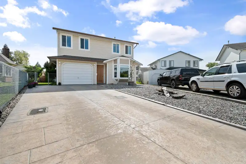 9525 NORTHVIEW STREET - photo 4 of 36