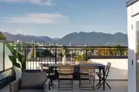 263 479 W 28TH AVENUE - thumbnail 1