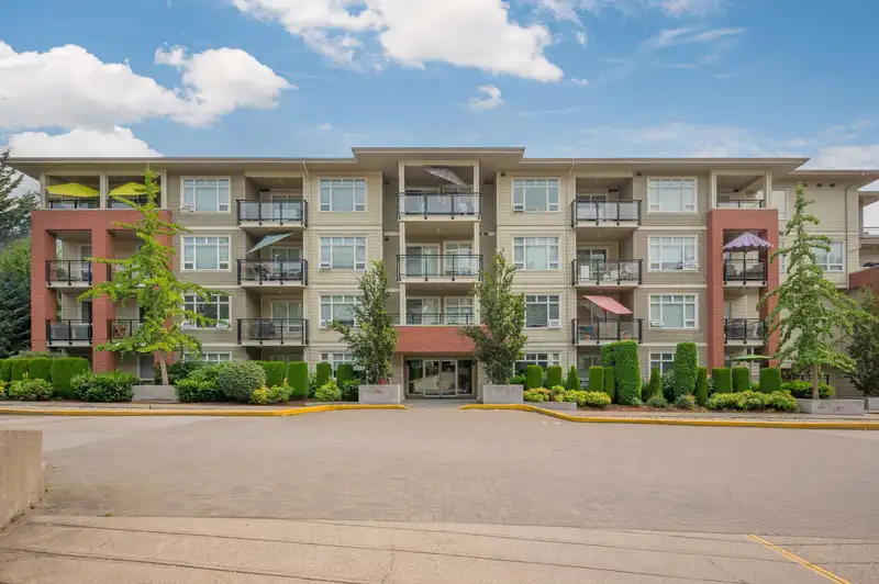 B208 20211 66TH AVENUE - photo 1 of 35