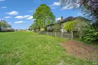 2 8311 SAUNDERS ROAD - thumbnail 28
