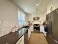 32 7180 LECHOW STREET - thumbnail 9