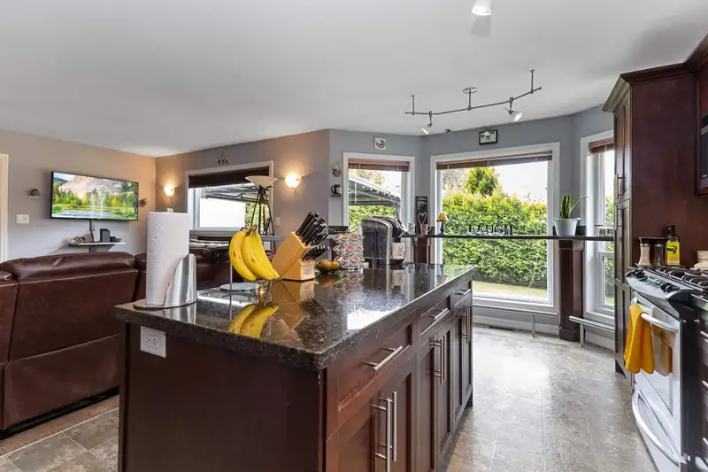 34654 DUNSMUIR COURT - photo 4 of 38