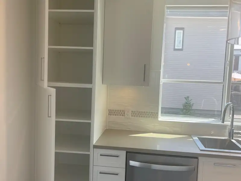 B218 20834 80 AVENUE - photo 3 of 16