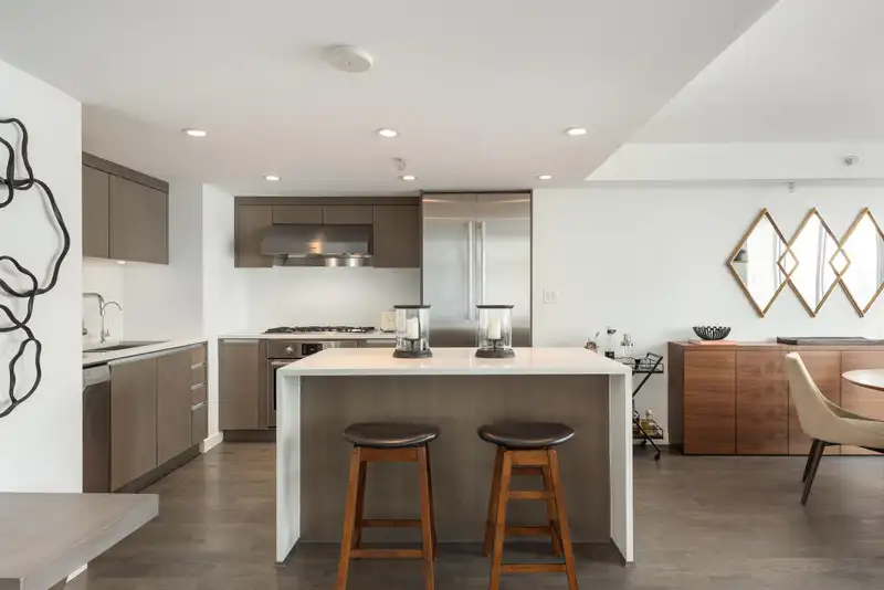 1803 1009 HARWOOD STREET - photo 3 of 31