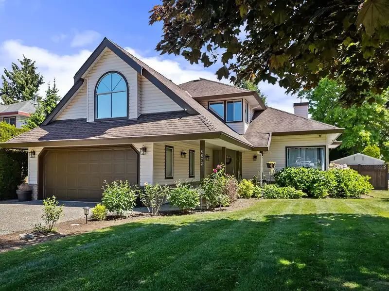 8672 163 STREET - photo 1 of 40
