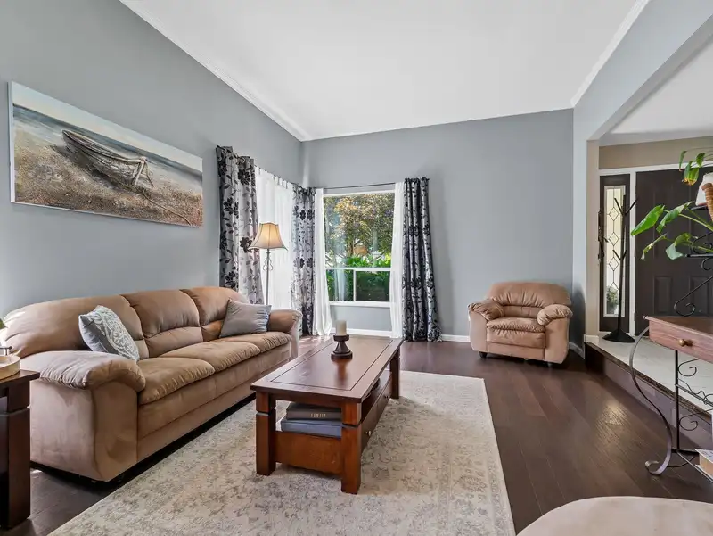 8672 163 STREET - photo 4 of 40