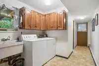 5392 MAPLE CRESCENT - thumbnail 17