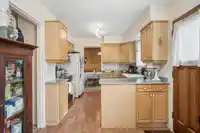 5392 MAPLE CRESCENT - thumbnail 10