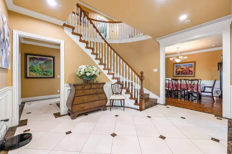 6261 ADERA STREET - photo 4 of 37