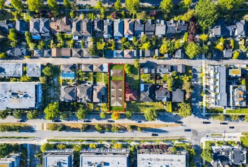 275 W KING EDWARD AVENUE - photo 1 of 34