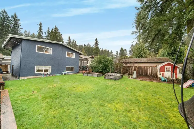 2280 KING ALBERT AVENUE - photo 2 of 26