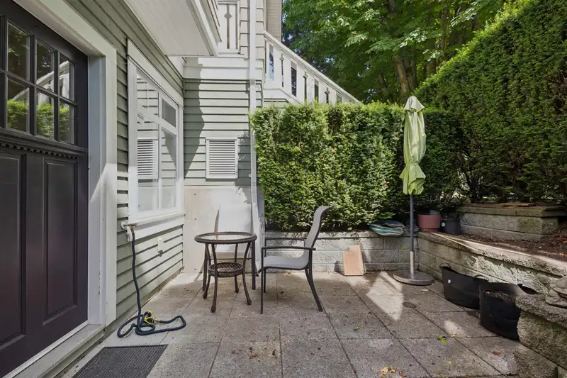 2487 W 39TH AVENUE - photo 4 of 29