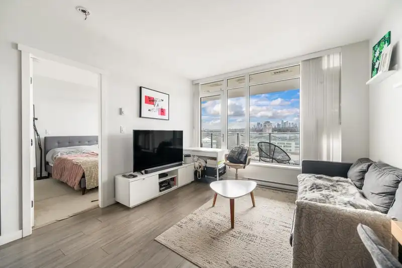 803 2388 MADISON AVENUE - photo 2 of 25