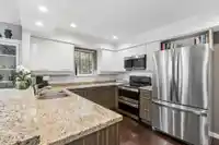 25 1001 NORTHLANDS DRIVE - thumbnail 16