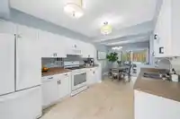 407 CAMBRIDGE WAY - thumbnail 6