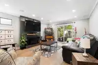 39 11291 7TH AVENUE - thumbnail 25