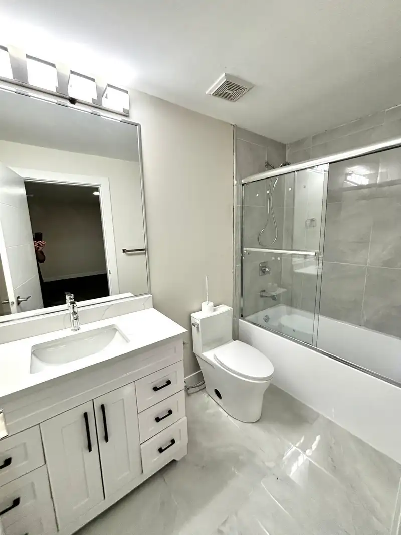 20277 36 AVENUE - photo 4 of 19