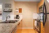 312 18755 68 AVENUE - thumbnail 9
