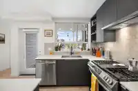 401 7920 206 STREET - thumbnail 1
