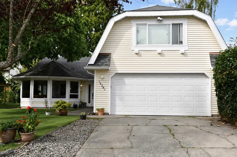 16281 11 AVENUE - photo 2 of 36