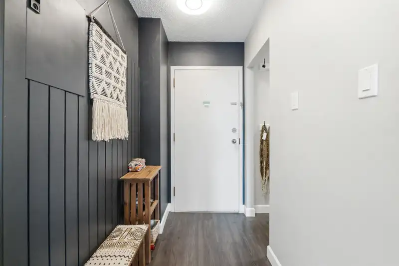 305 1521 GEORGE STREET - photo 3 of 40