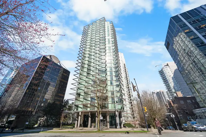 1001 1331 W GEORGIA STREET - photo 1 of 25