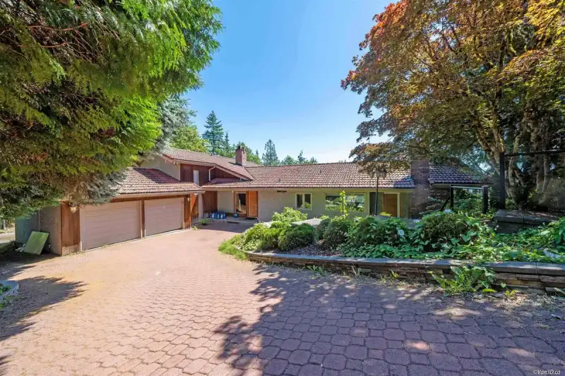 1448 SANDHURST PLACE - photo 1 of 18