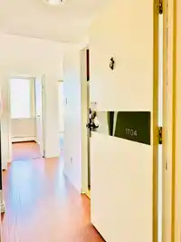 1704 4105 MAYWOOD STREET - thumbnail 4