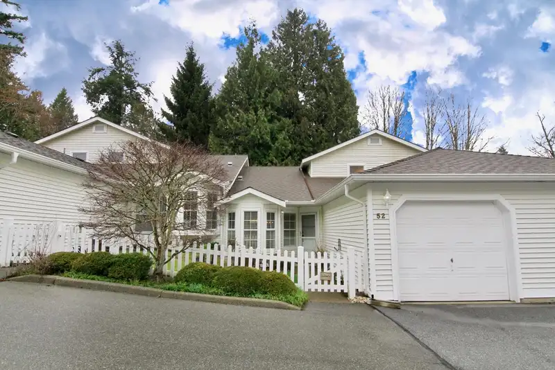 52 6537 138 STREET - photo 1 of 35