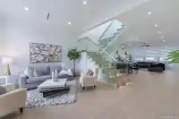 16759 18 AVENUE - thumbnail 3