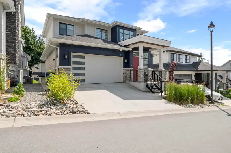 36 4127 OLD CLAYBURN ROAD - photo 1 of 8