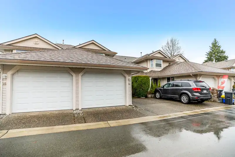 49 9045 WALNUT GROVE DRIVE - photo 2 of 40