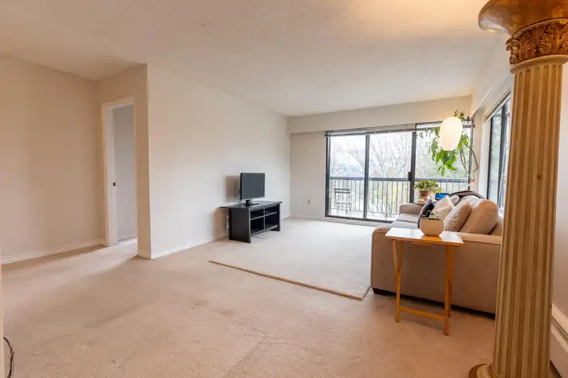 304 4345 GRANGE STREET - photo 4 of 23