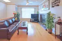 6915 DUMFRIES STREET - thumbnail 5