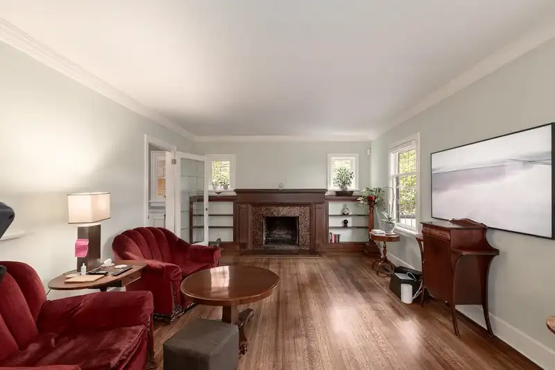 6137 MCCLEERY STREET - photo 4 of 39