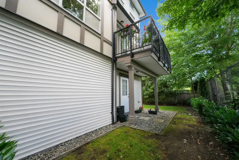 30 7848 209 STREET - photo 4 of 36
