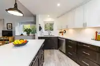 401 2295 PANDORA STREET - thumbnail 1