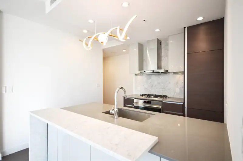 502 6098 STATION STREET - photo 2 of 36