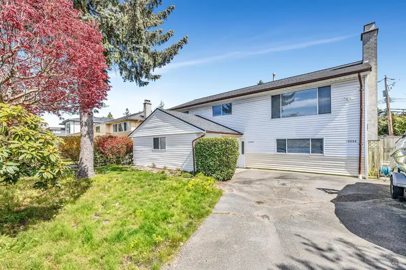 10580 SEAHAM CRESCENT - photo 1 of 34